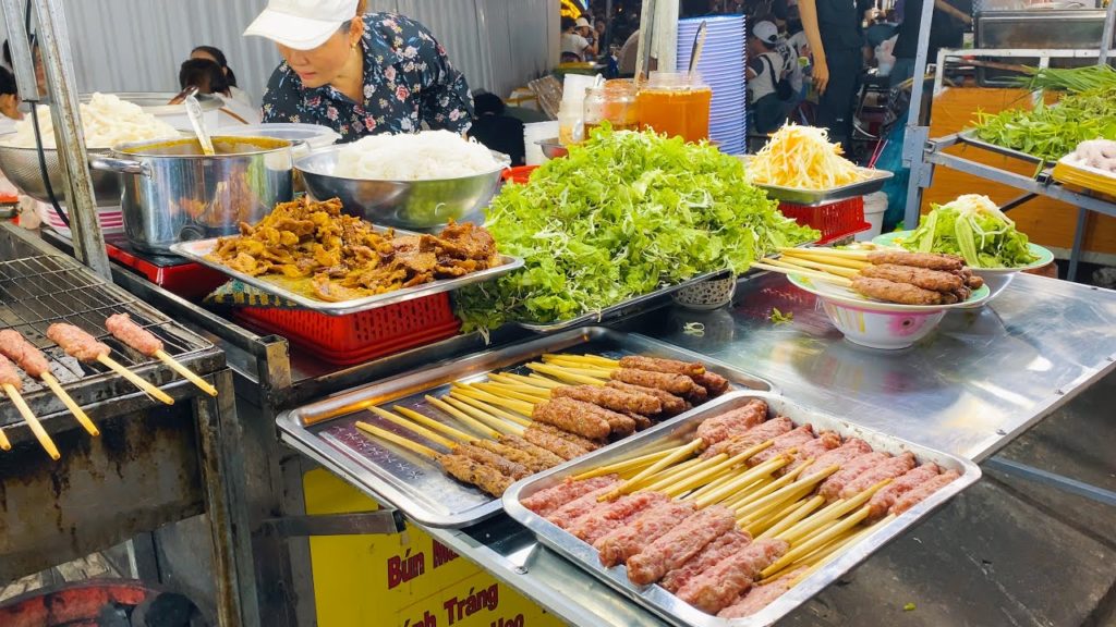 Vietnamese Street Food Market in Da Nang Vietnamese Street Food Market in Da Nang