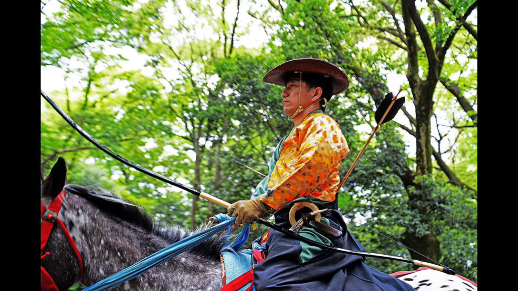 Travel guide in Kyoto to see the horseback archery of Aoi Festival