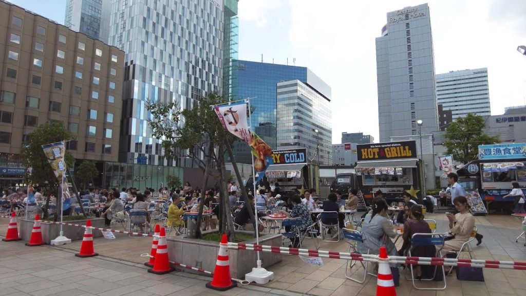 【4K】2022 日本 北海道 札幌 中央区 札幌駅 ビアガーデンとその付近 散策【Binaural Audio】 【4K】2022 日本 北海道 札幌 中央区 札幌駅 ビアガーデンとその付近 散策【Binaural Audio】