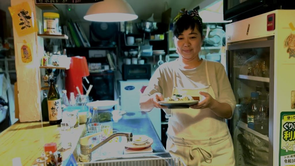 [ENG SUB]鹿児島で最も有名なディープスポット名山堀【有機野菜と餃子・フォレ】昭和レトロな建物から聞こえる笑い声