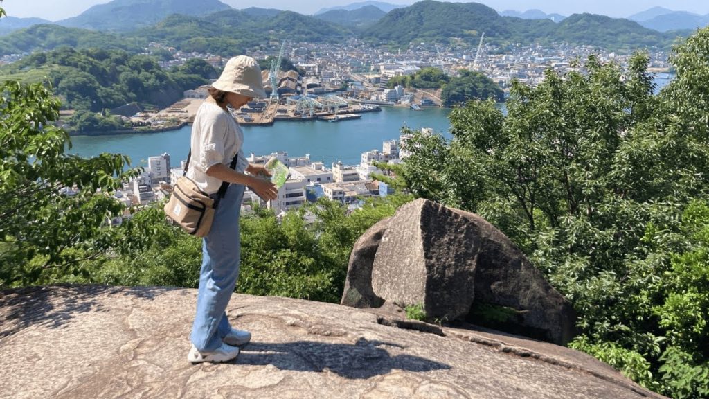 【広島車中泊旅#4】坂の町「尾道」を観光。レトロな街並み。広島グルメを寄り道して島根県へ移動。 【広島車中泊旅#4】坂の町「尾道」を観光。レトロな街並み。広島グルメを寄り道して島根県へ移動。
