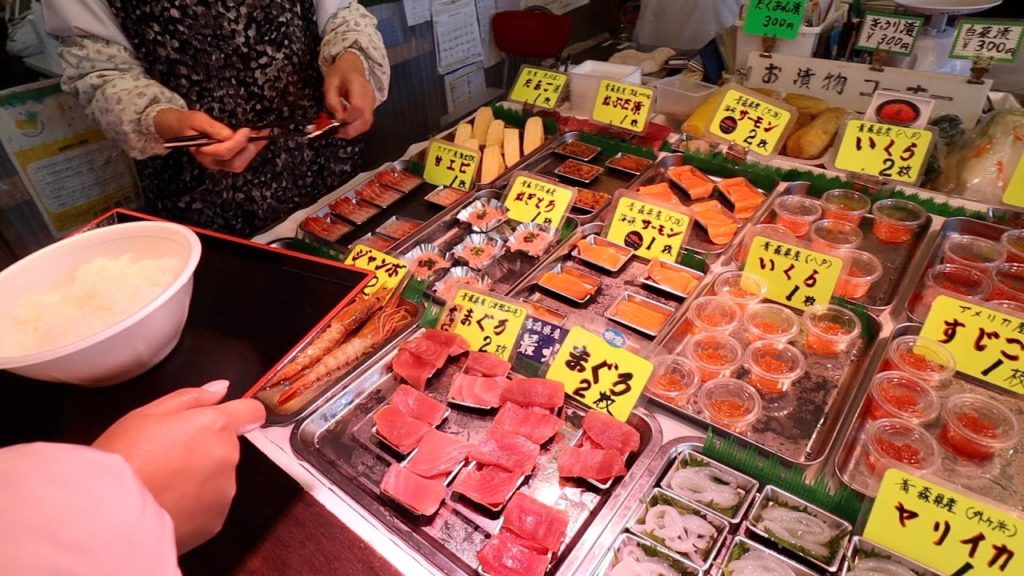 Make your own Seafood Rice Bowl | Japanese food in Aomori Make your own Seafood Rice Bowl | Japanese food in Aomori