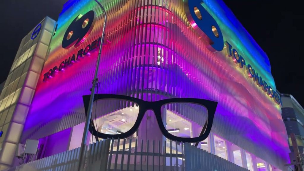 Siam Square Night Walk - Illumination & Fun