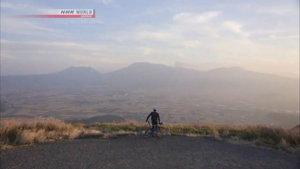 Cycle Around Japan - Kumamoto : Discovering a Land of Volcanoes