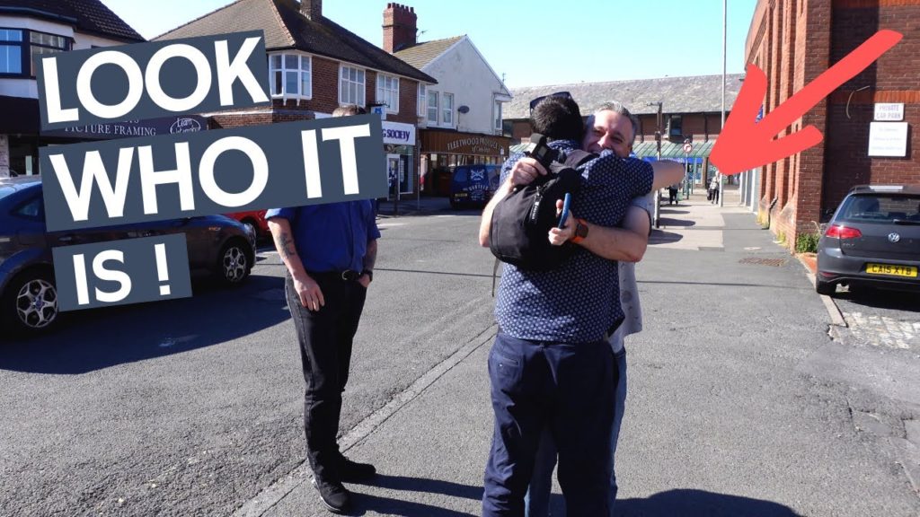 LOOK WHO IT IS | FRANCE TRAVEL HOME DAY LOOK WHO IT IS | FRANCE TRAVEL HOME DAY