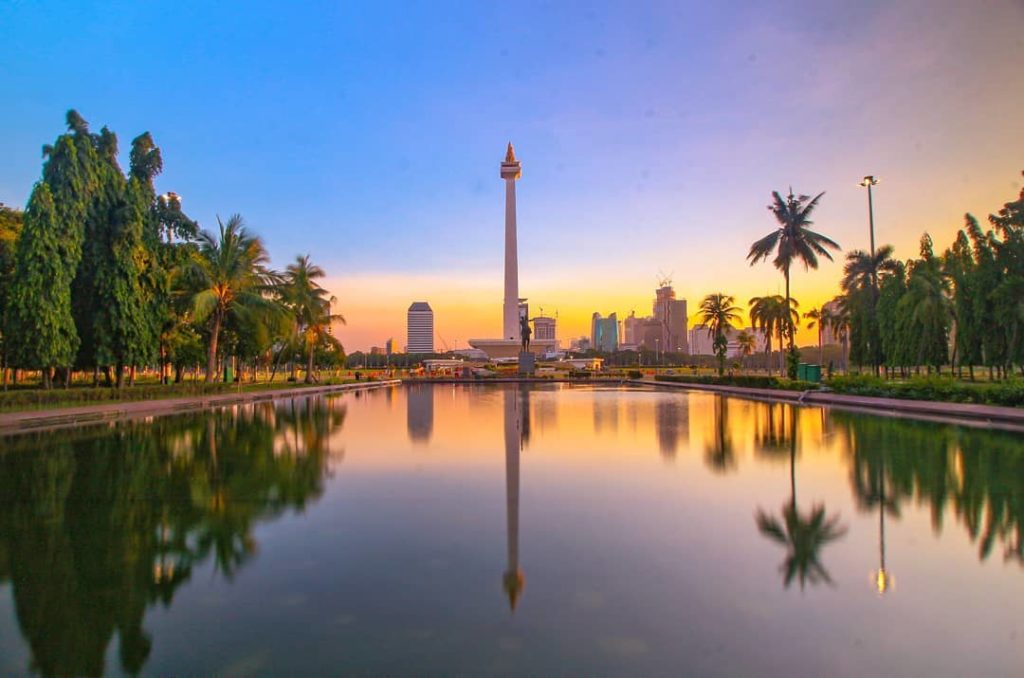 Japan Airline: .
#ジャカルタ 中心部のランドマークタワー モナス
幻想的な風景が心を落ち着かせてくれます
.
JALは今年7月、東京ージャカルタ線 就航60周年を迎えました… .
#ジャカルタ 中心部のランドマークタワー モナス
幻想的な風景が心を落ち着かせてくれます
.
JALは今年7月、東京ージャカルタ線 就航60周年を迎えました...