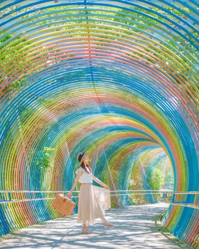 Hyogo's Harima Central Park spans just over 180 hectares and is split up into va...