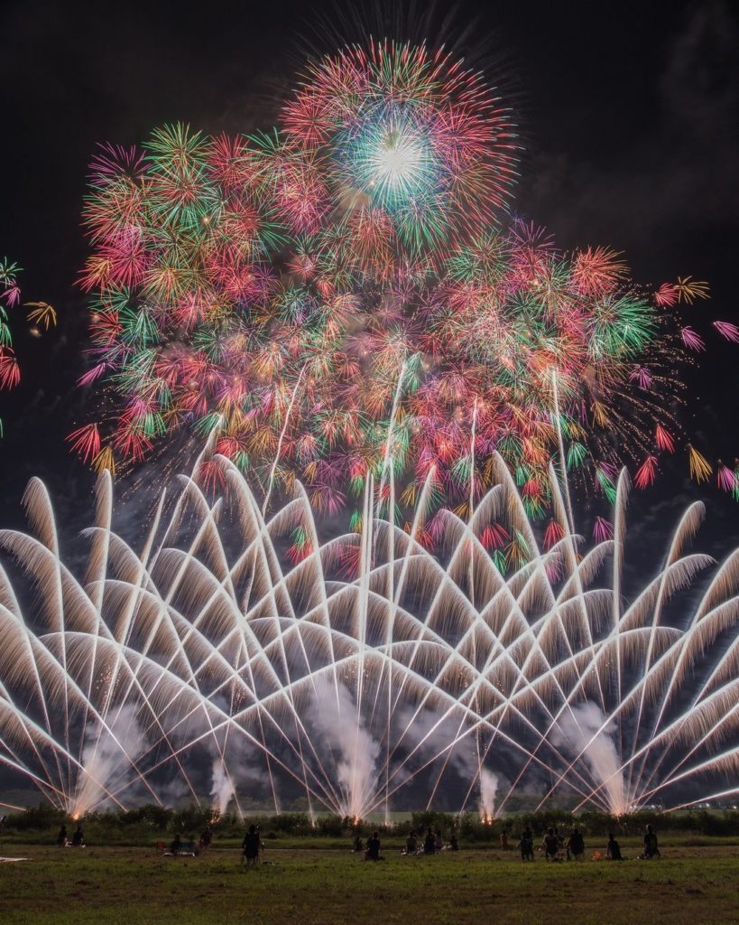 Japan Airline: .
彩色千輪が華やかに彩る #大曲の花火
夜空に魔法がかかったかのよう
#FreshAirJuly The Omagari Fireworks Festiv… .
彩色千輪が華やかに彩る #大曲の花火
夜空に魔法がかかったかのよう
#FreshAirJuly The Omagari Fireworks Festiv...