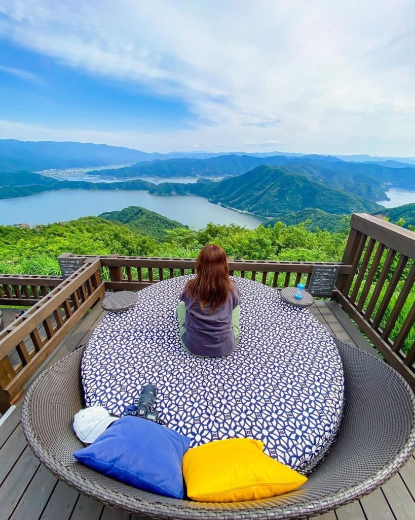 What a view!⁠
⁠
Rainbow Line Summit Park in Fukui Prefecture offers SPECTACULAR ...