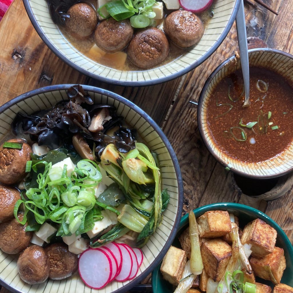 Made ramen yesterday evening, I’ve the feeling I always overdo with toppings …