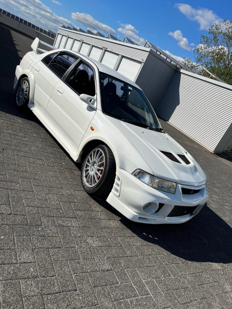 My 1999 Evo VI.