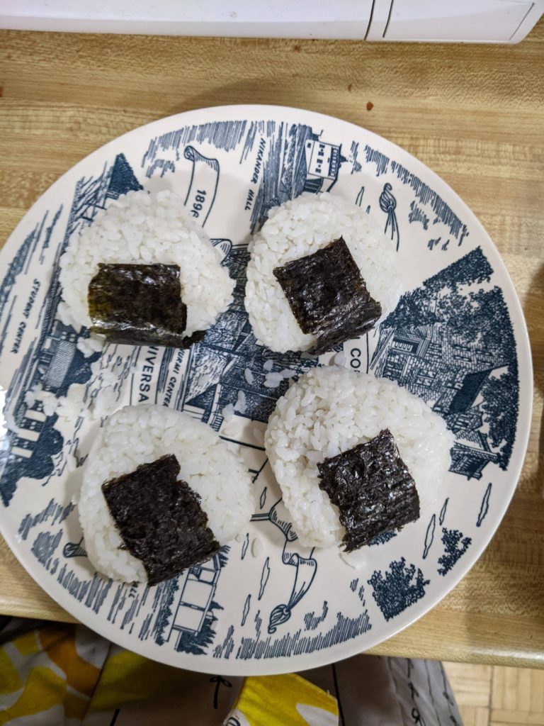 My first try at making (and tasting) onigiri