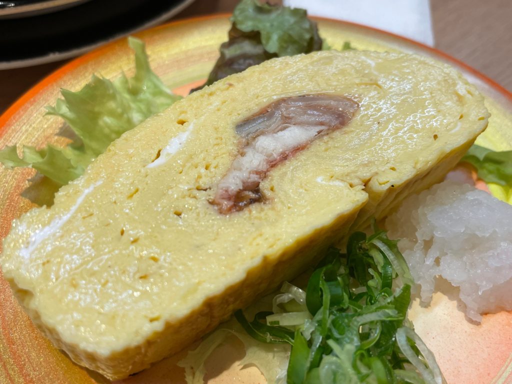 Umaki", there’s an eel inside Japanese rolled omelette