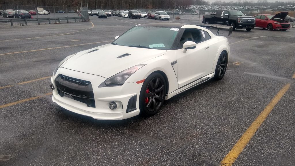 Nissan R35 GTR custom