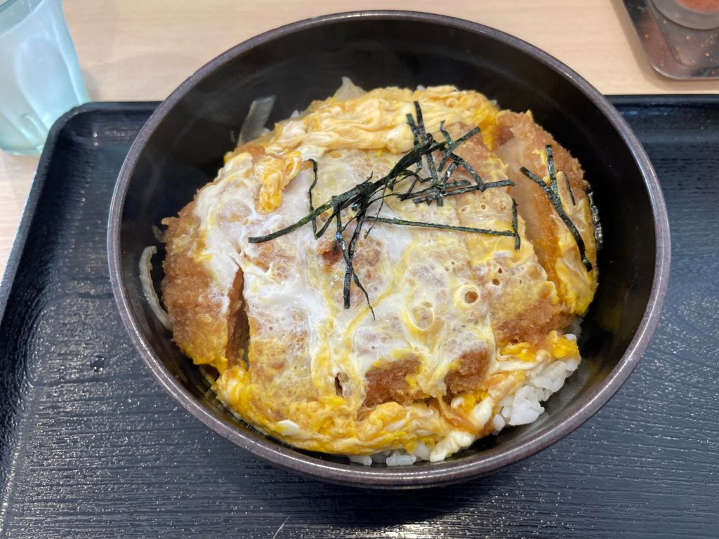 Katsudon from Yudetaro ❤️❤️❤️ Tastes so good and delicious! I thought it's small but it is bigger than I expected!