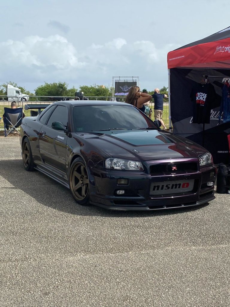 Midnight purple r34 Gtr. Truly a beautiful car