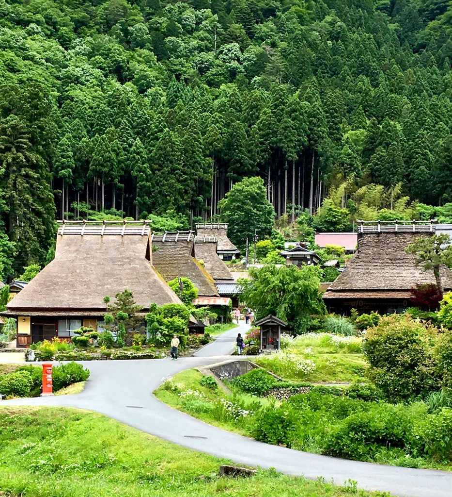 Thatched houses of Kayabuki no Sato, Miyama, Kyoto [OC]