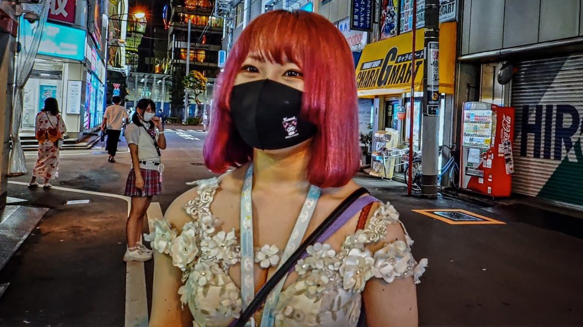 Maid Cafe Girls helped me For Permission But… | Tokyo Nightlife Maid Cafe Girls helped me For Permission But... | Tokyo Nightlife