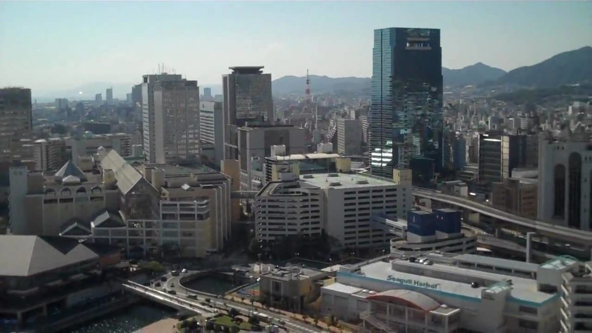 View From Kobe Tower in HD (Kobe, Japan)　神戸タワー