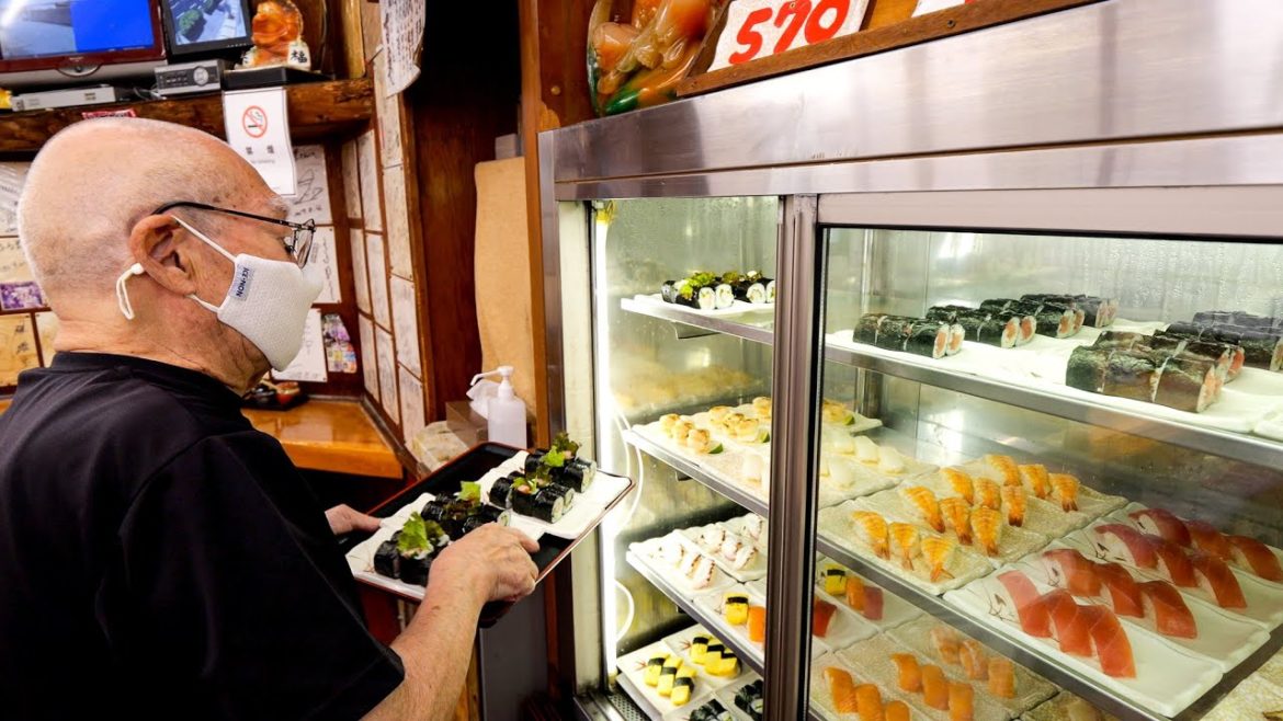 何これ?!24時間年中無休の大阪老舗うどん店!すし職人こだわりの握り寿司とかつそば丨Japanese Street Food 何これ?!24時間年中無休の大阪老舗うどん店!すし職人こだわりの握り寿司とかつそば丨Japanese Street Food