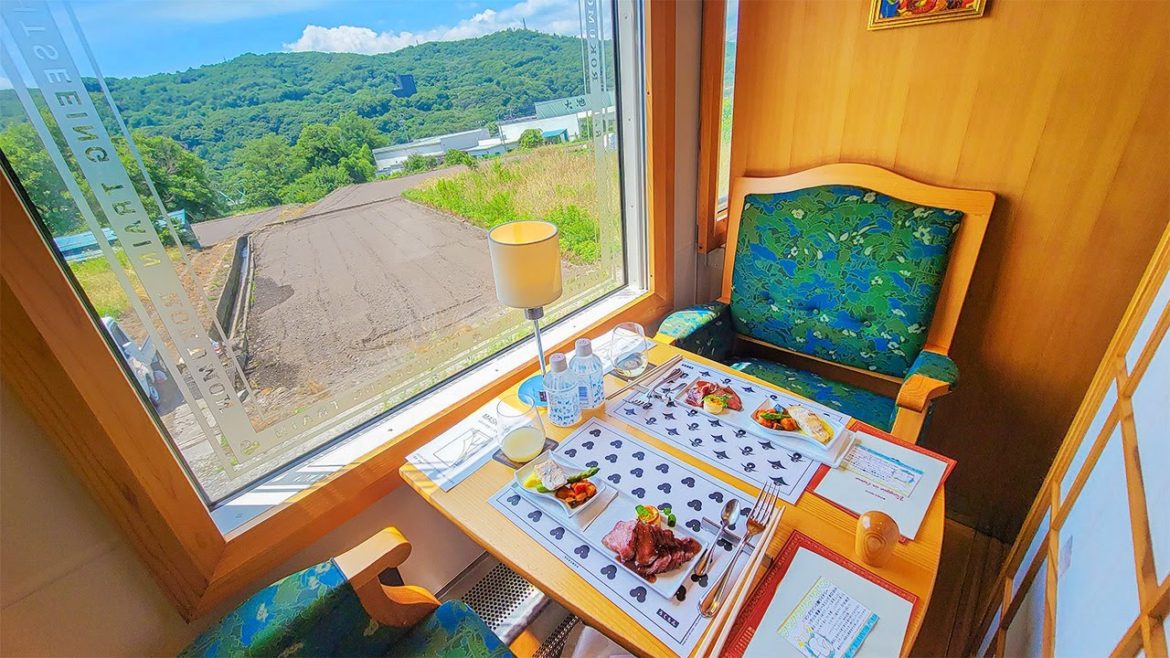 Riding Private Seat on Japan's Restaurant Train🍴🚃 | Shinano Railway Rokumon Riding Private Seat on Japan's Restaurant Train🍴🚃 | Shinano Railway Rokumon