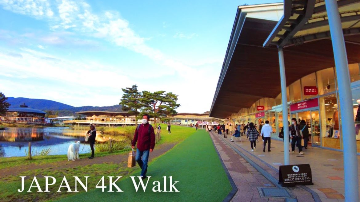 【4K】Japan Walking Tour - Outlet Mall in Harmony with Nature in the Evening