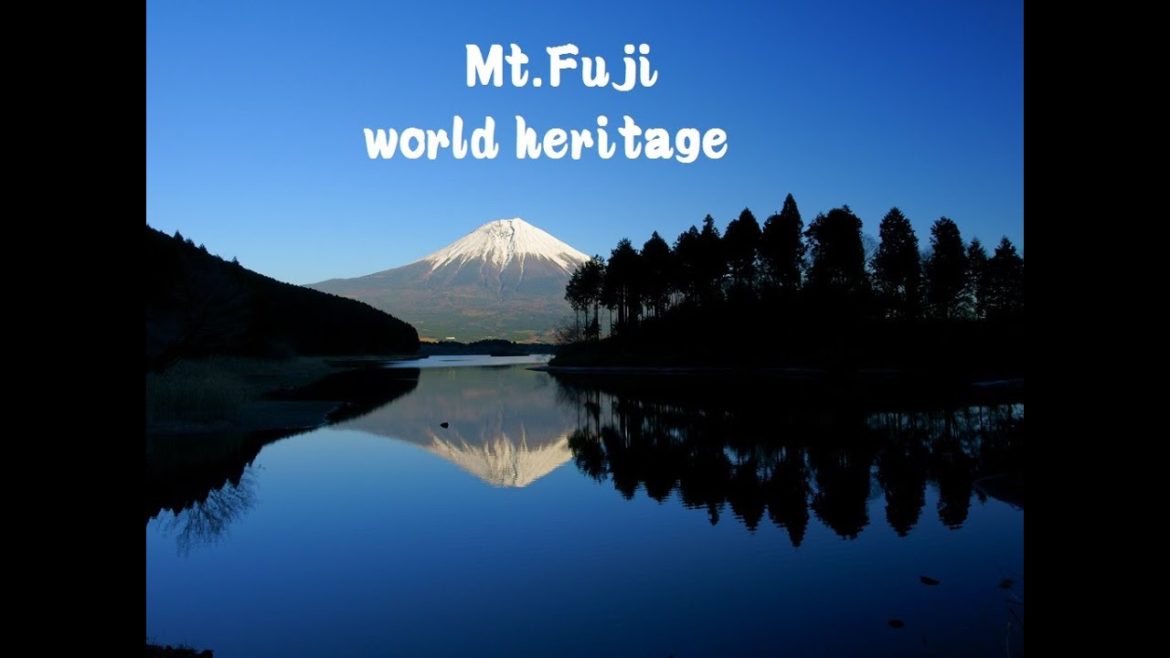 Mt. Fuji is very beautiful.富士山