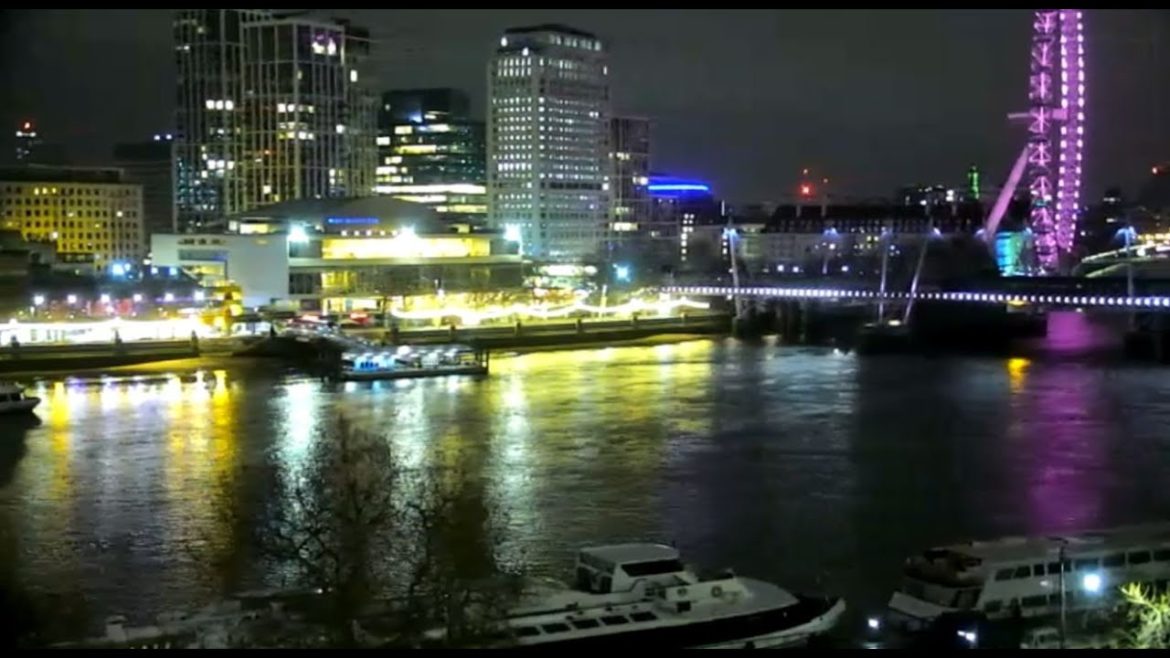 River Thames London England Cam [3/8/2022]