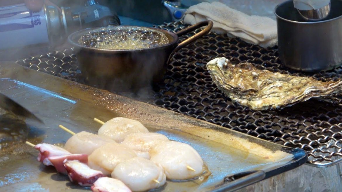 Grilled oyster and scallops | Japanese street food