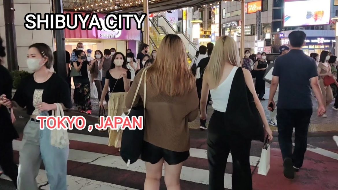 SUMMER WALK IN 💖  SHIBUYA CITY. NIGHT VIEW OF SHIBUYA STREAM. TOKYO, JAPAN.  JULY 2022