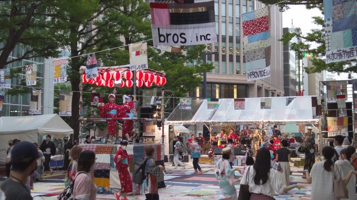 【4K】さっぽろ八月祭 2022 日本 北海道 札幌 中央区 札幌市北3条広場 アカプラ【Binaural Audio】