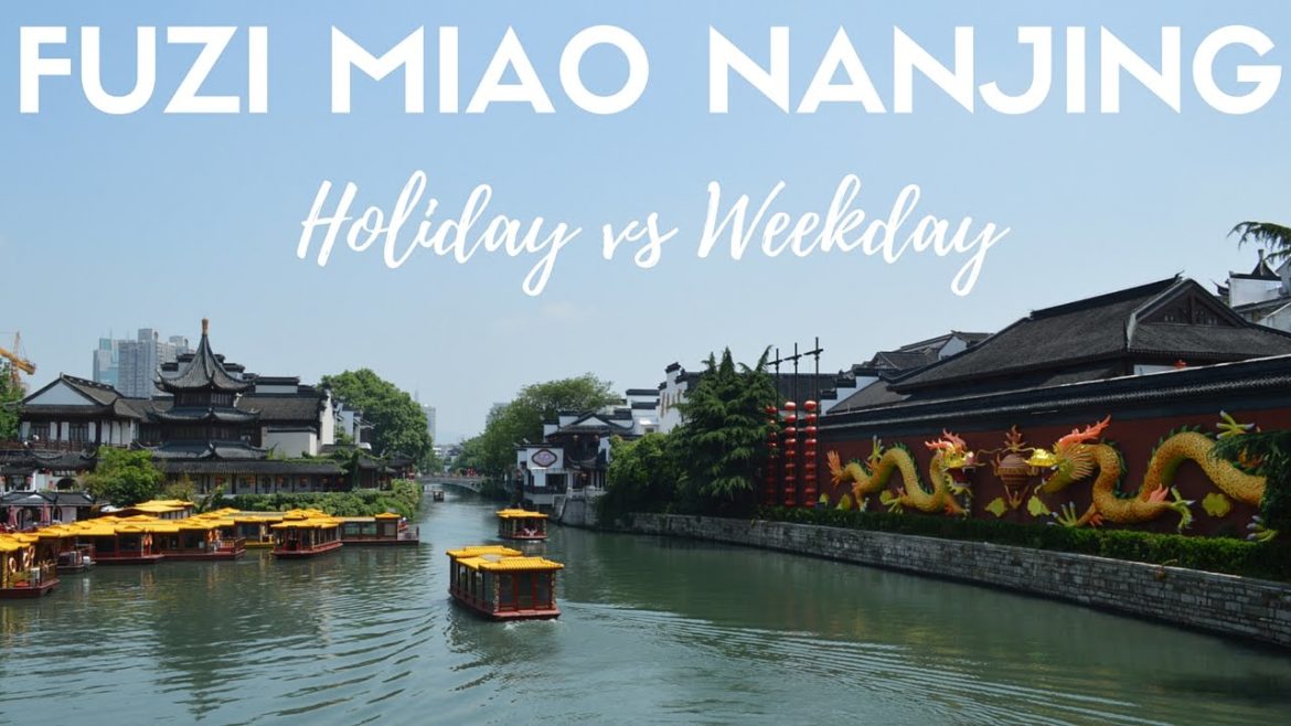 WHAT NOT TO DO IN CHINA! Nanjing Fuzi Miao (Confucian Temple) WHAT NOT TO DO IN CHINA! Nanjing Fuzi Miao (Confucian Temple)