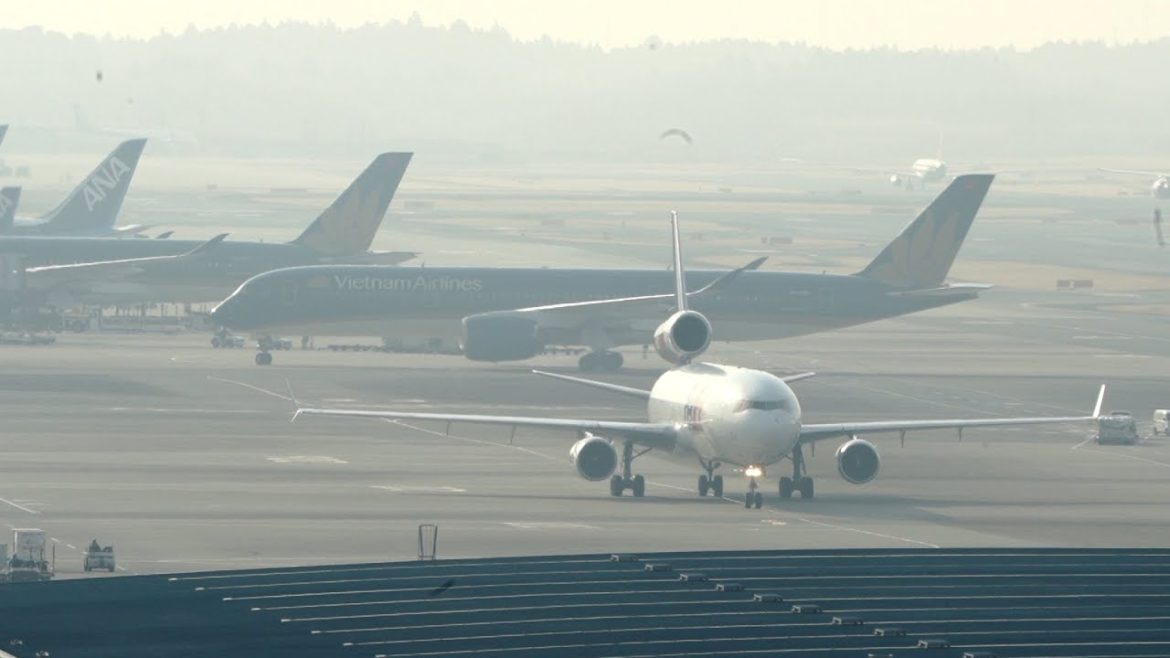 Tokyo Narita Airport LIVE Fedex MD-11 Thai A380 ANA Whale European Heavy Arrivals