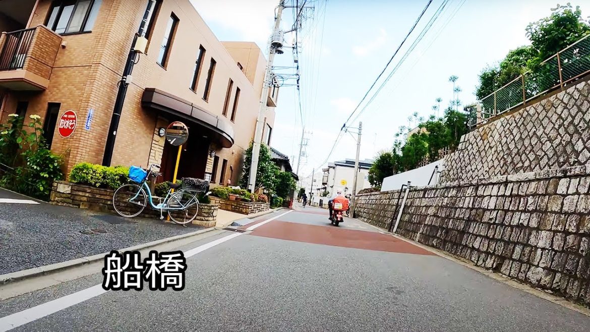 [4K] Modern Japanese House | Neighborhood Riding Tour | Street View In Japan