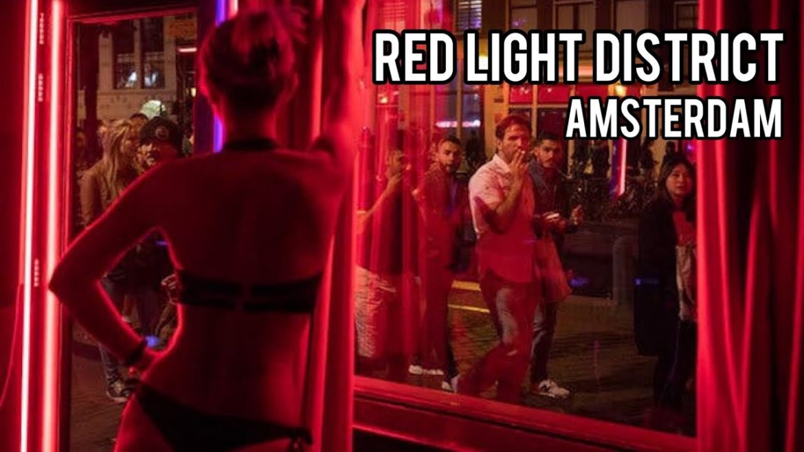 🇳🇱 4K Red Light District at Friday Night, Amsterdam Walk Tour 2022. De Wallen Night Life.