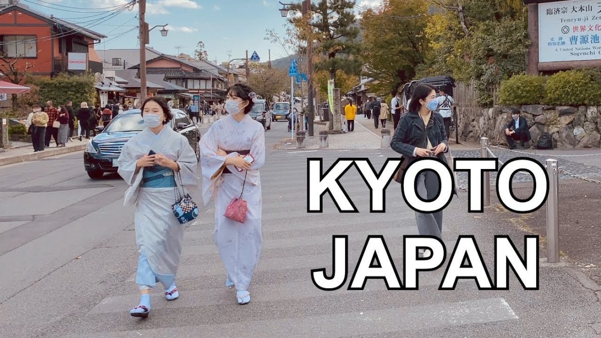 4K KYOTO JAPAN Kyoto Arashiyama Shopping Street Walking Tour 京都嵐山 2022 4K KYOTO JAPAN Kyoto Arashiyama Shopping Street Walking Tour 京都嵐山 2022