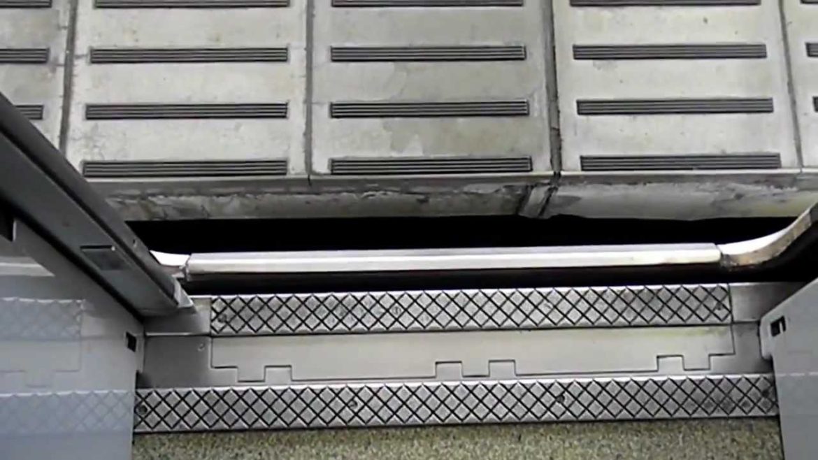 Japan  bathrooms on the bullet trains