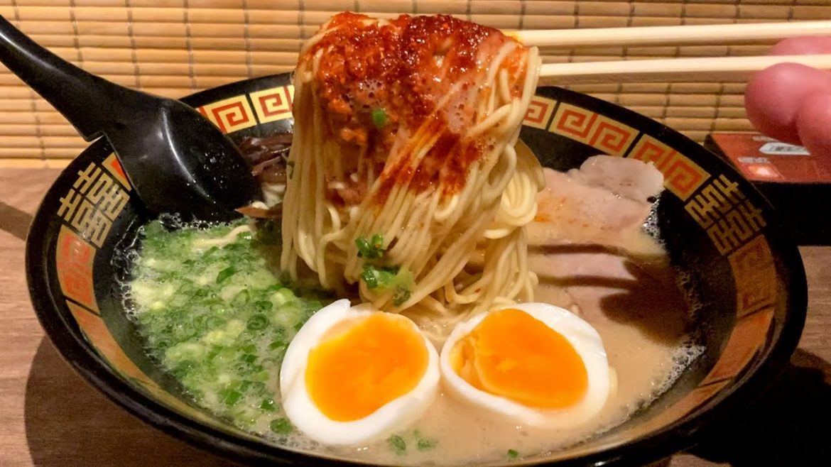 一蘭 とんこつラーメン / Ichiran Ramen Restaurant, Best ramen in Japan – Japanese Street Food 一蘭 とんこつラーメン / Ichiran Ramen Restaurant, Best ramen in Japan - Japanese Street Food