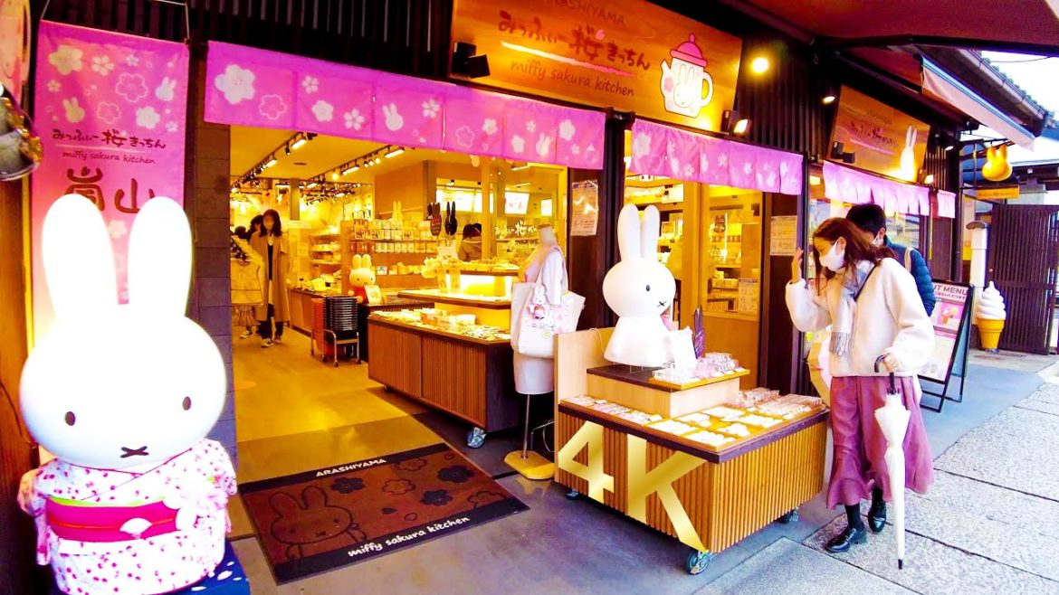 [Arashiyama walk in Kyoto] Popular for girls' trips ♪ (4K ASMR non-stop 1 hour 02 minutes)