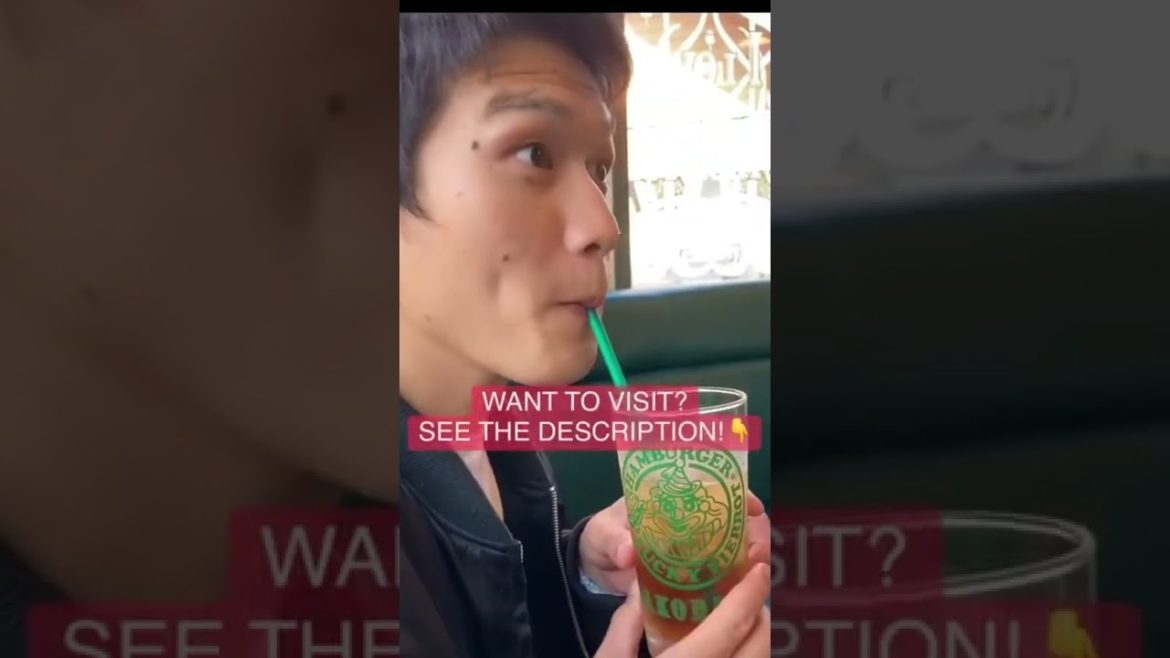 Inside the Weirdest and Rarest Fast Food Restaurant in Japan 🍔🤡 Inside the Weirdest and Rarest Fast Food Restaurant in Japan 🍔🤡