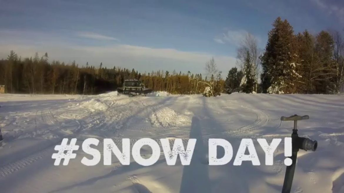 Learn To Ski Mondays at Treetops Learn To Ski Mondays at Treetops