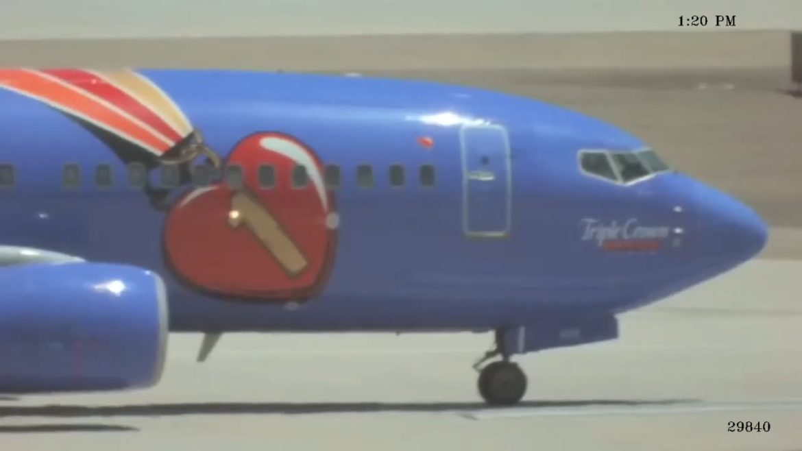 🔴 Live Las Vegas airport camera with flight tracking and ATC | Harry Reid Airport | Plane Spotting 🔴 Live Las Vegas airport camera with flight tracking and ATC | Harry Reid Airport | Plane Spotting