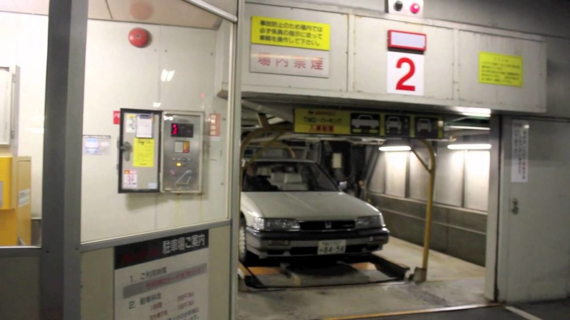FLANKEE IN JAPAN: HAKODATE ELEVATOR CAR PARKS