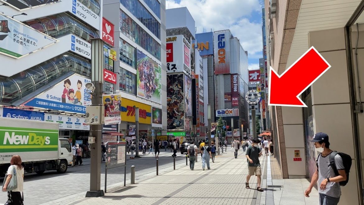 Sightseeing spots to visit in Japan | Tokyo | Akihabara