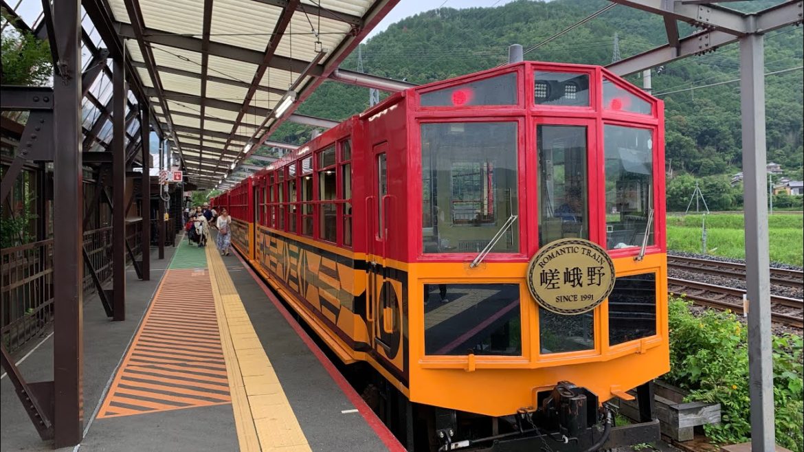 KYOTO, JAPAN | The Sagano Romantic Train 2019