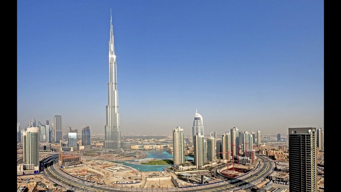 DJI Phantom High Altitude 2425ft climb of Burj Khalifa World's Tallest Building