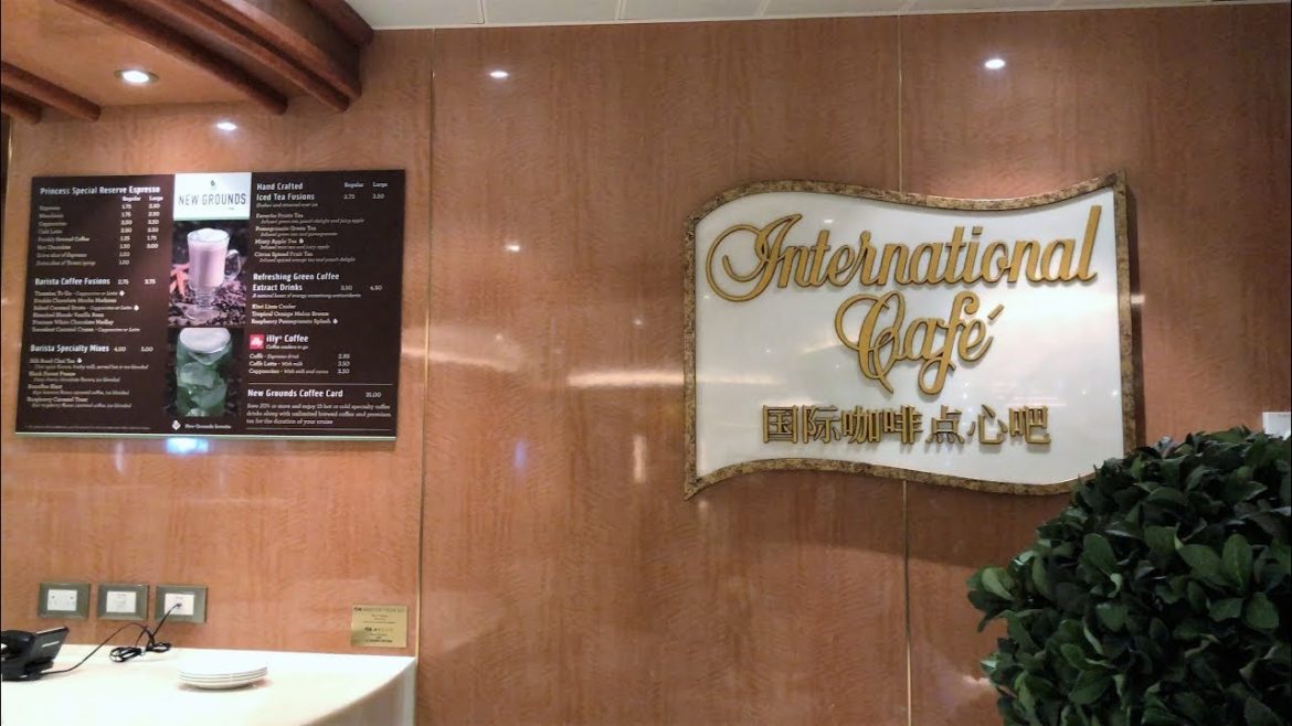 Princess Cruises 24 Hour Restaurant International Cafe Food (4K)