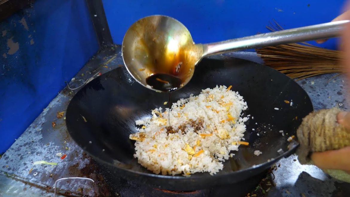 中国街头美食 - 炒粉虫、炒粉、炒饭