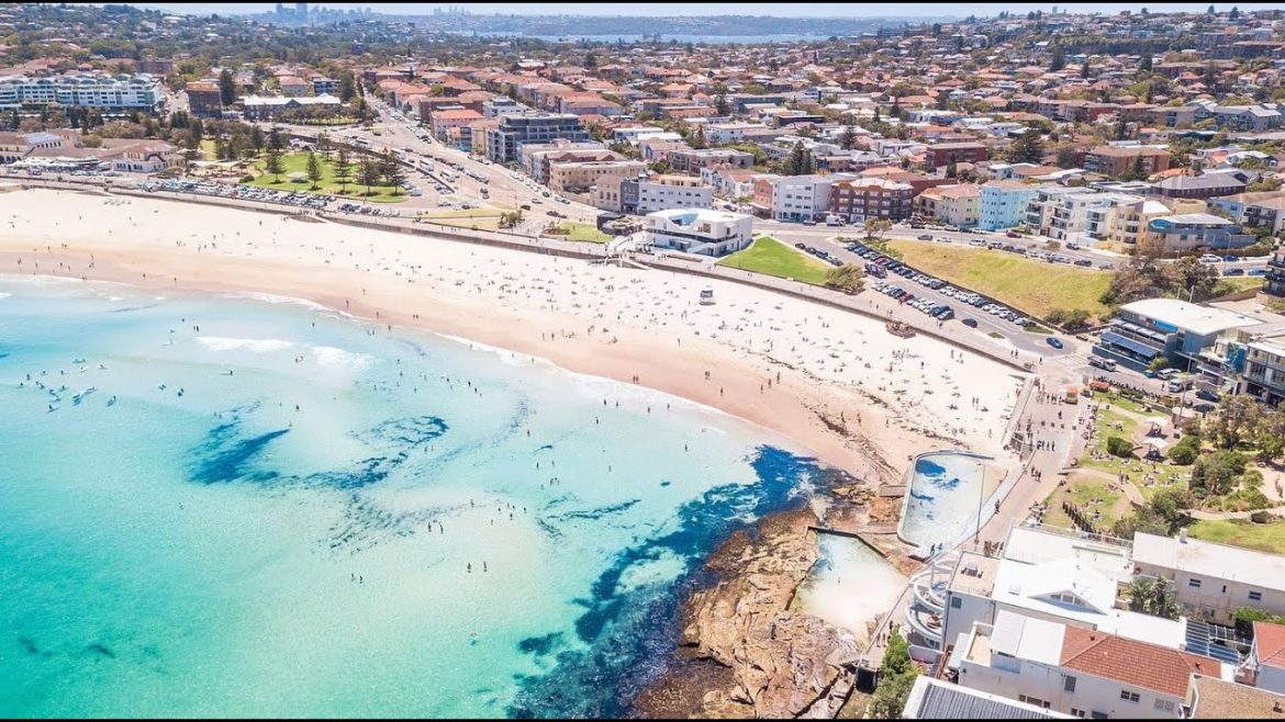 Bondi Beach Sydney Australia Cam [2/24/2022]