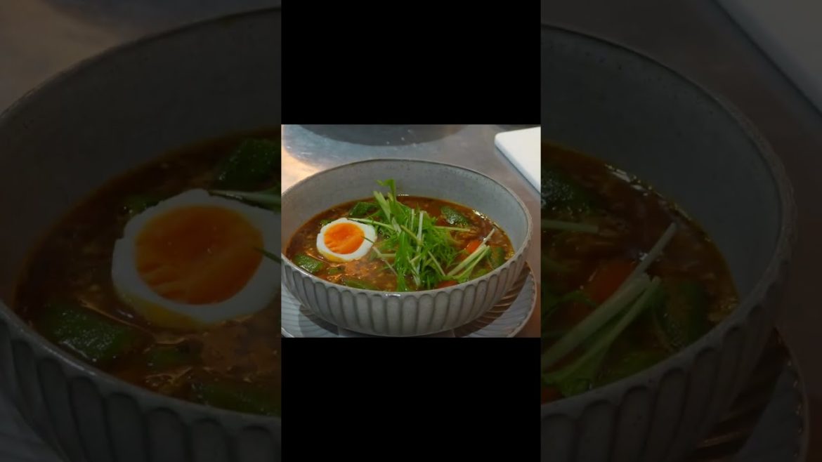 Japanese soup curry! 札幌スープカレー #shorts